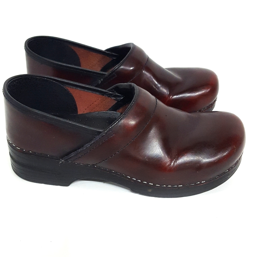 Dansko Burgundy Clogs Mules size 42